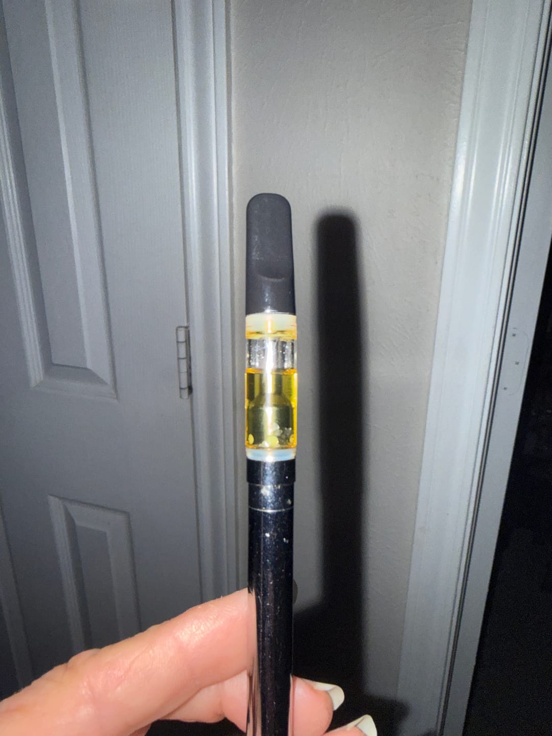 Customer photo review of 1 Gram Delta-8 THC Vape Cartridge | Strawberry Cheesecake - Indica