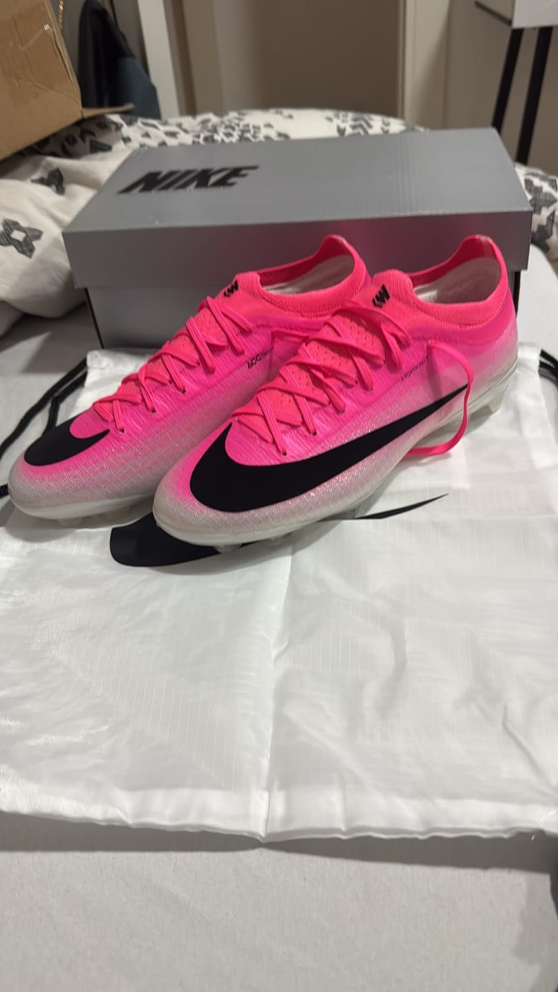Customer photo review of NIKE AIR ZOOM  MERCURIAL VAPOR 17 ELITE FG