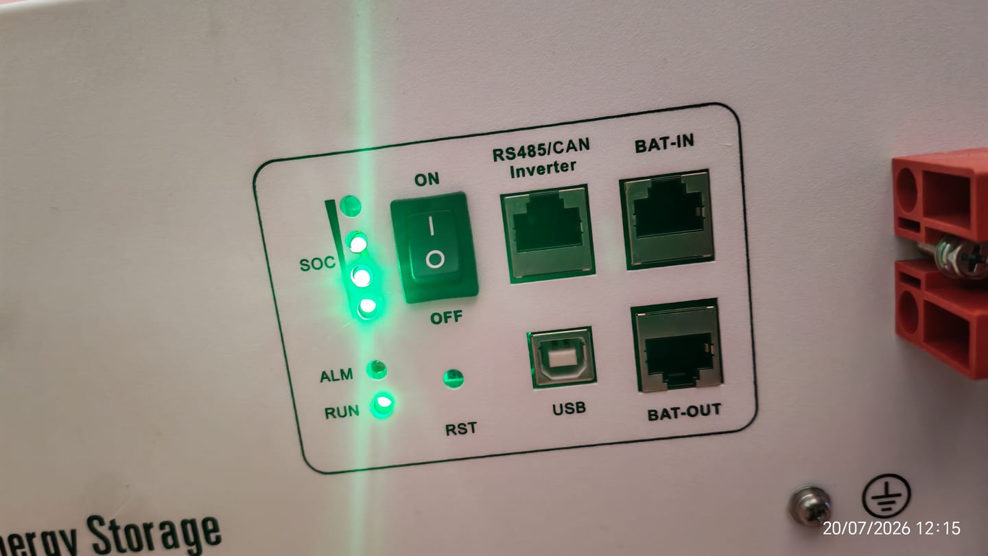 Customer photo review of Acumulator 5,12 kWh SRNE LIfe PO4 48V + Montare Rack – Monitorizare Wi-Fi & Bluetooth Garantie 10 ani