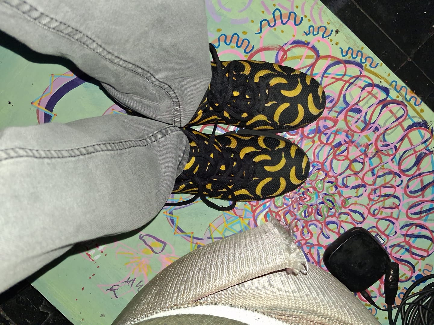 Customer photo review of Black Banana Pattern Print Black Running Shoes