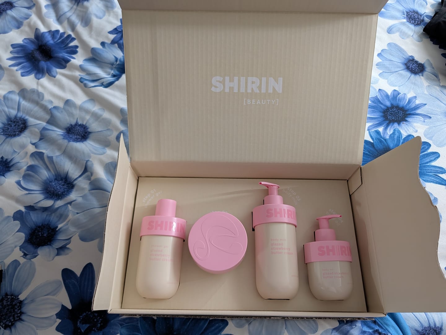 Customer photo review of Glow Girl Milk Set Glazed Strawberry Butter Cream