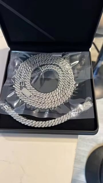 Customer photo review of 13MM 15MM 18MM 20MM VVS Moissanite Three Rows Cuban Chain For Men Iced Out 925 Silver