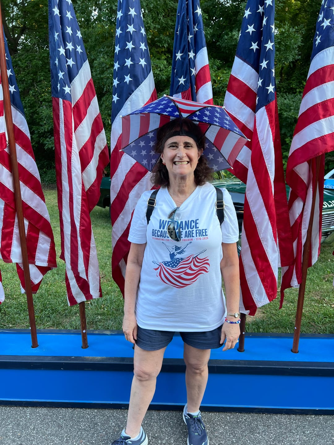 Customer photo review of Free Jete T-Shirt