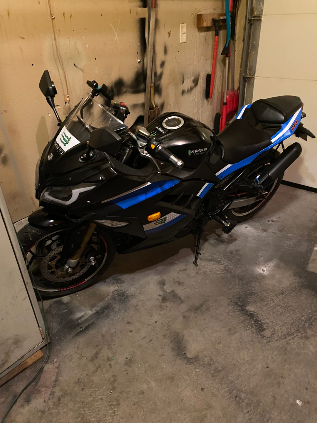 Customer photo review of 120/80-17 Tubeless Tire