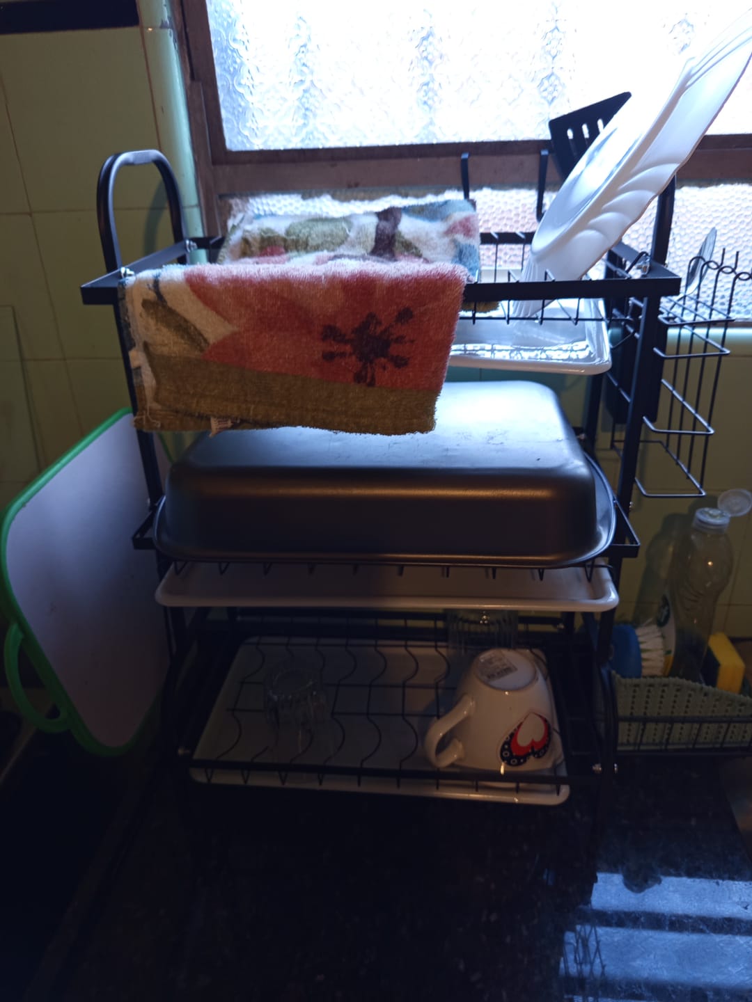 Customer photo review of Escurridor Metálico Negro Mate 3 Niveles Y Bandeja Práctico