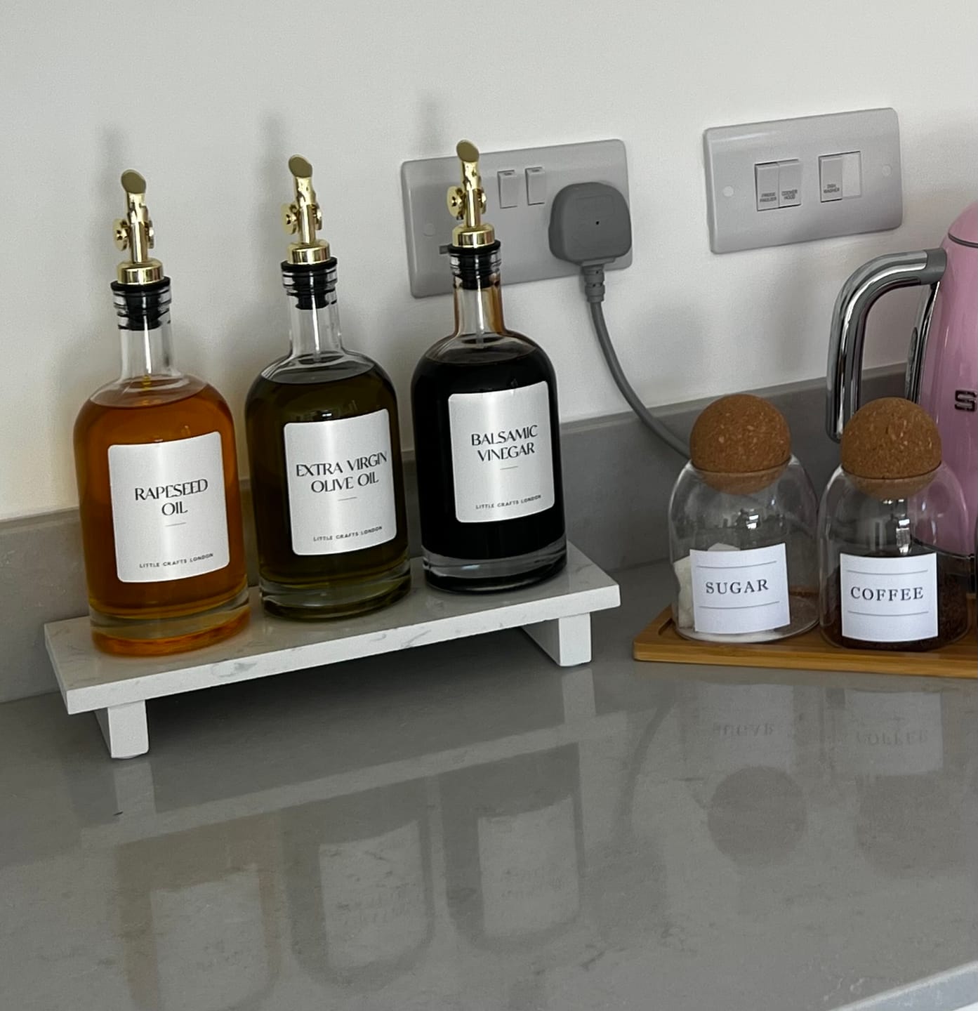 Customer photo review of Set of 3 Round Glass Oil Bottle 500 ML & Rectangle Tray