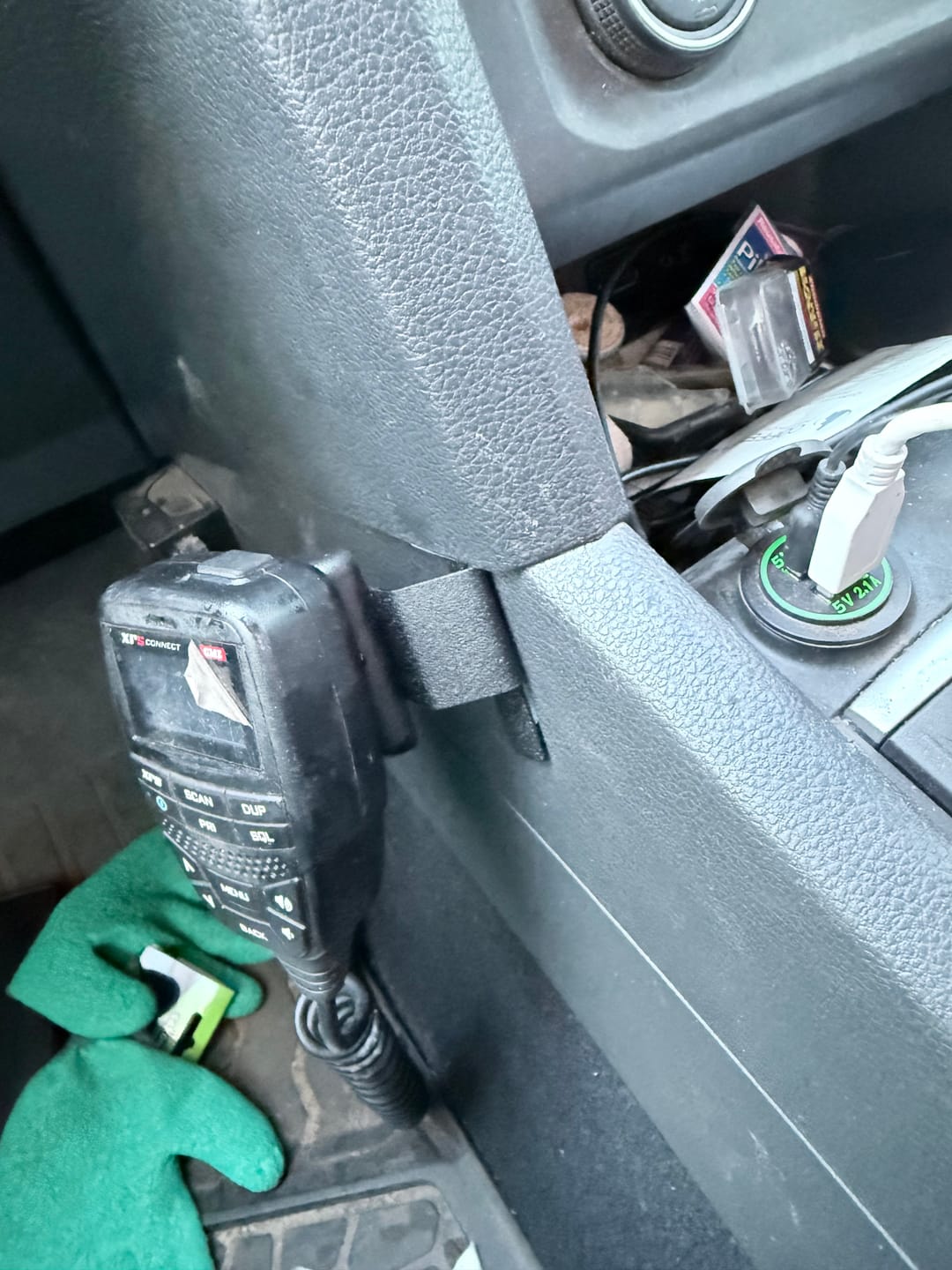 Customer photo review of UHF Handpiece Mount - LC300 Series - Dash Mount