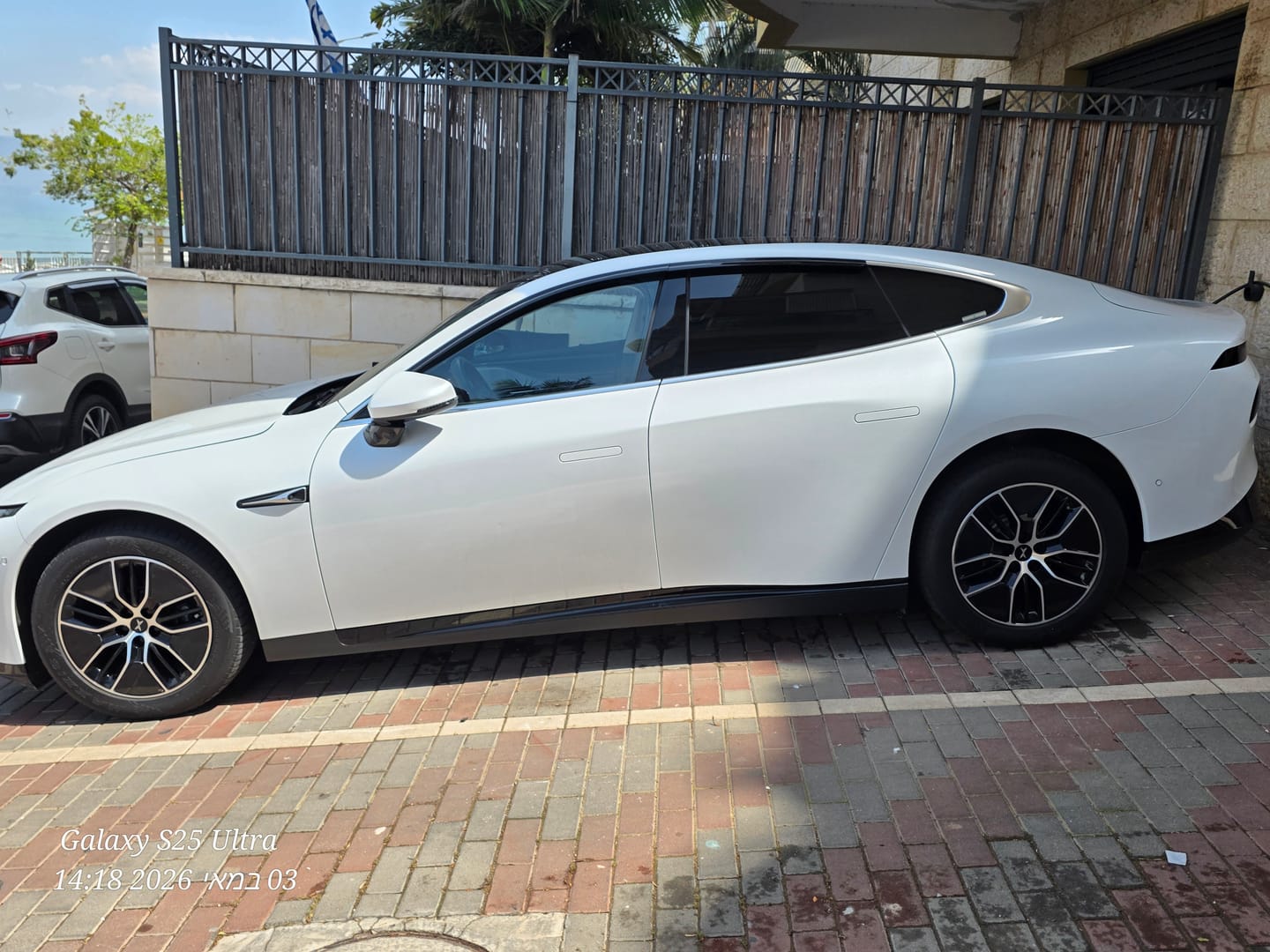 Customer photo review of ספריי הגנה קרמית SONAX XTREME Spray + Seal 750ml