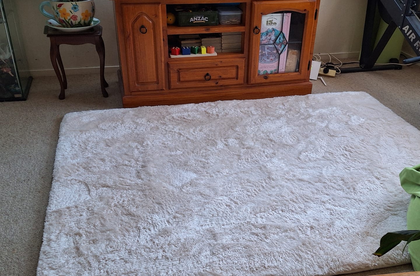 Customer photo review of Deluxe Shaggy Relax Mat - 35mm Memory Foam Base