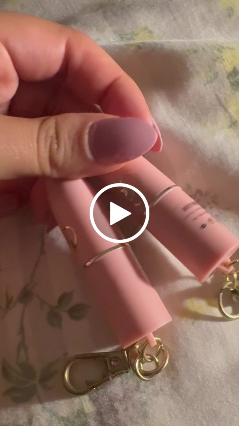 Customer video review of Soak Me Lip Oil