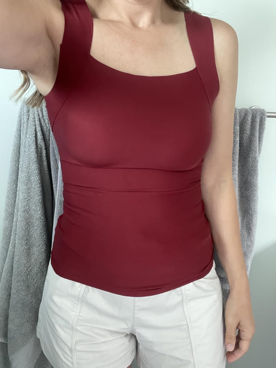 Customer photo review of débardeur Avea