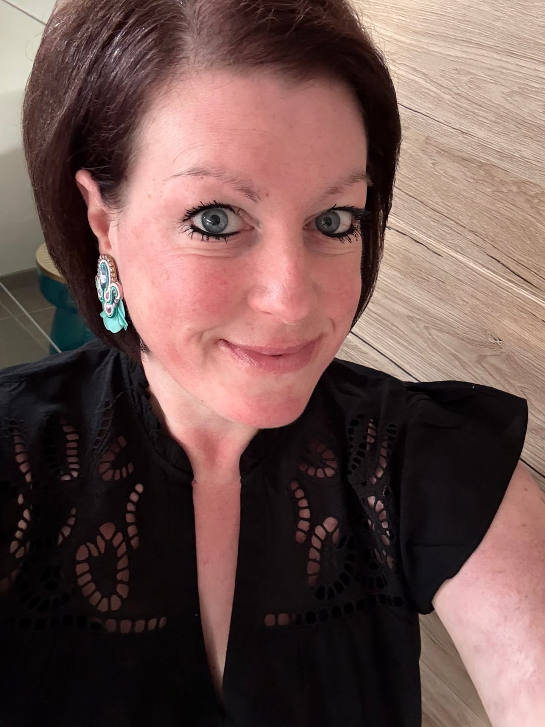 Customer photo review of Funkelnde Soutache-Ohrringe in Türkis und Flieder