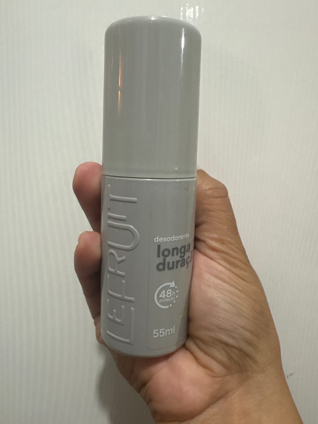 Customer photo review of Desodorante Longa Duração