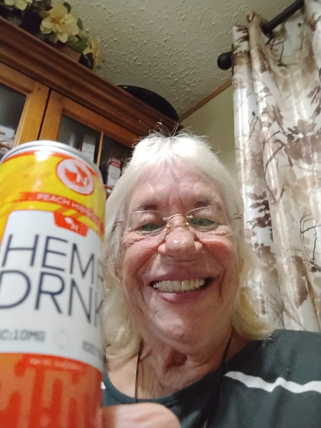 Customer photo review of DELTA 9 + CBD BEVERAGE - Peach Hibiscus - 50MG - 4 PACK