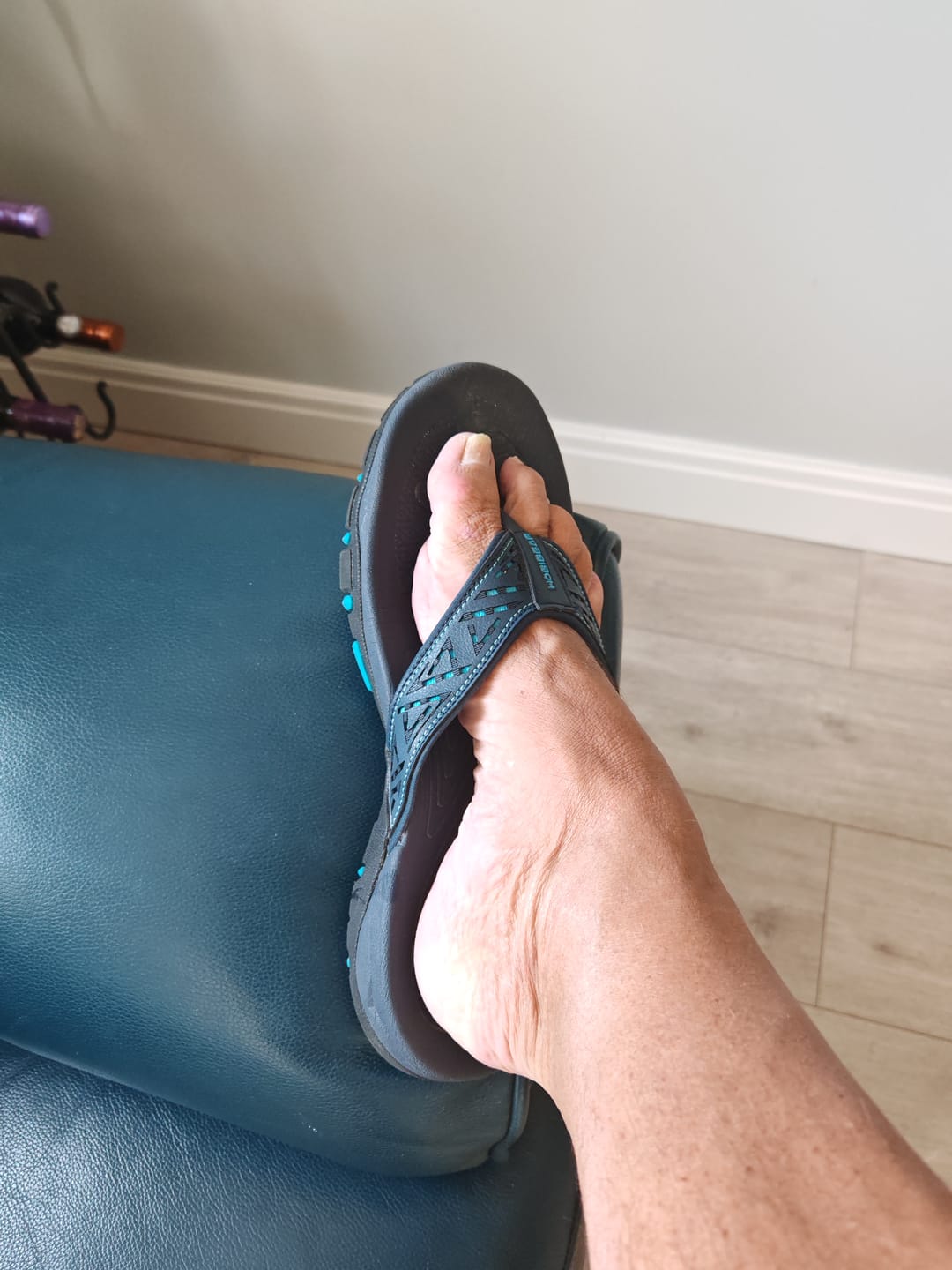 Customer photo review of Ramble Lite - Wide Toe Slippers