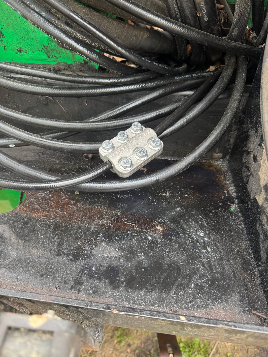 Customer photo review of 3/8" Hydraulic Hose Repair Clamp & Joining Barb
