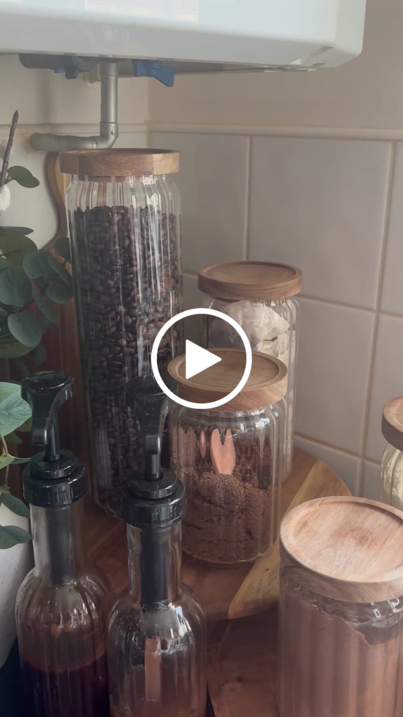 Customer video review of Ribbed Acacia Glass Pantry Jars