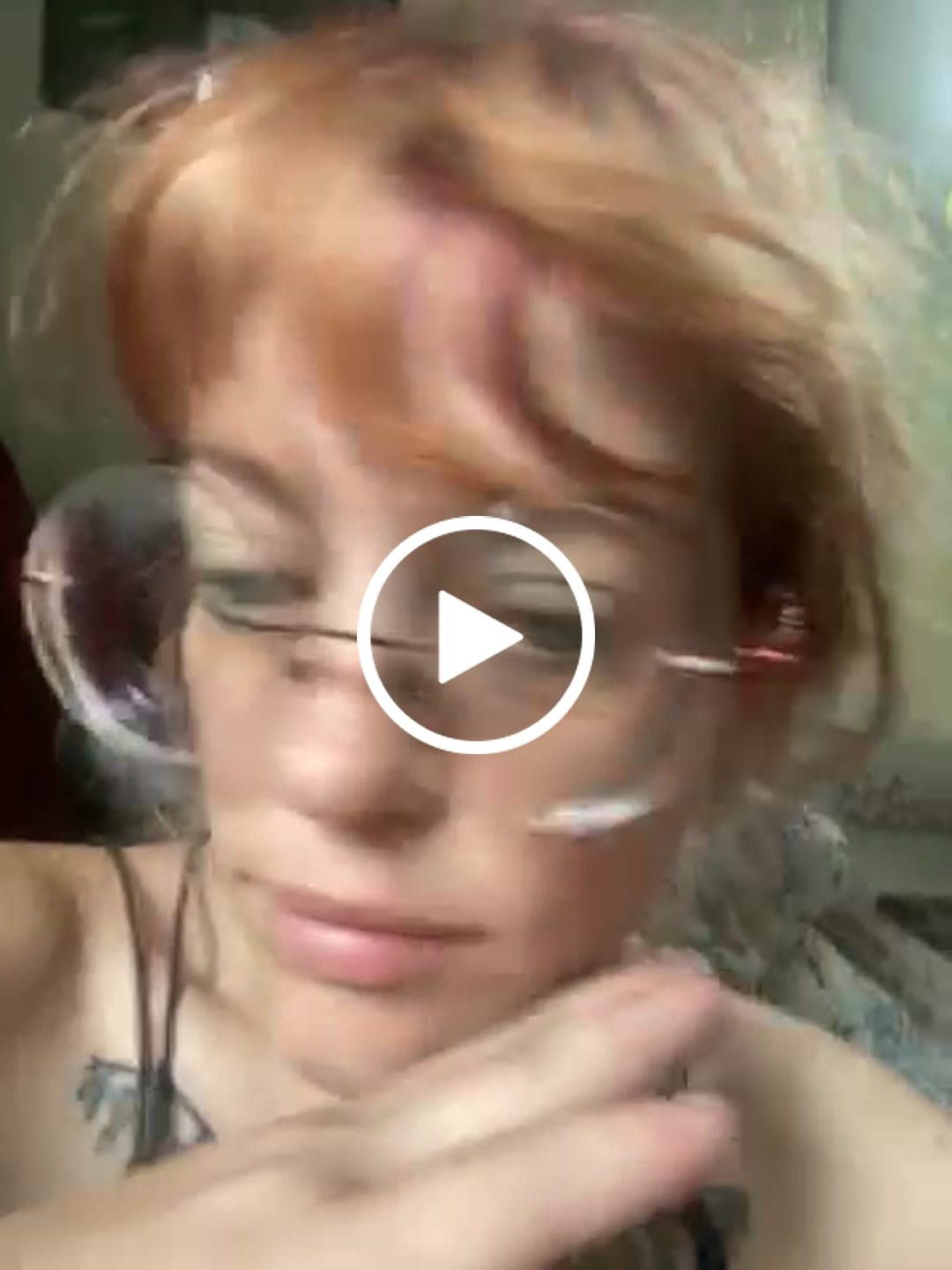 Customer video review of Coco Eyeglasses