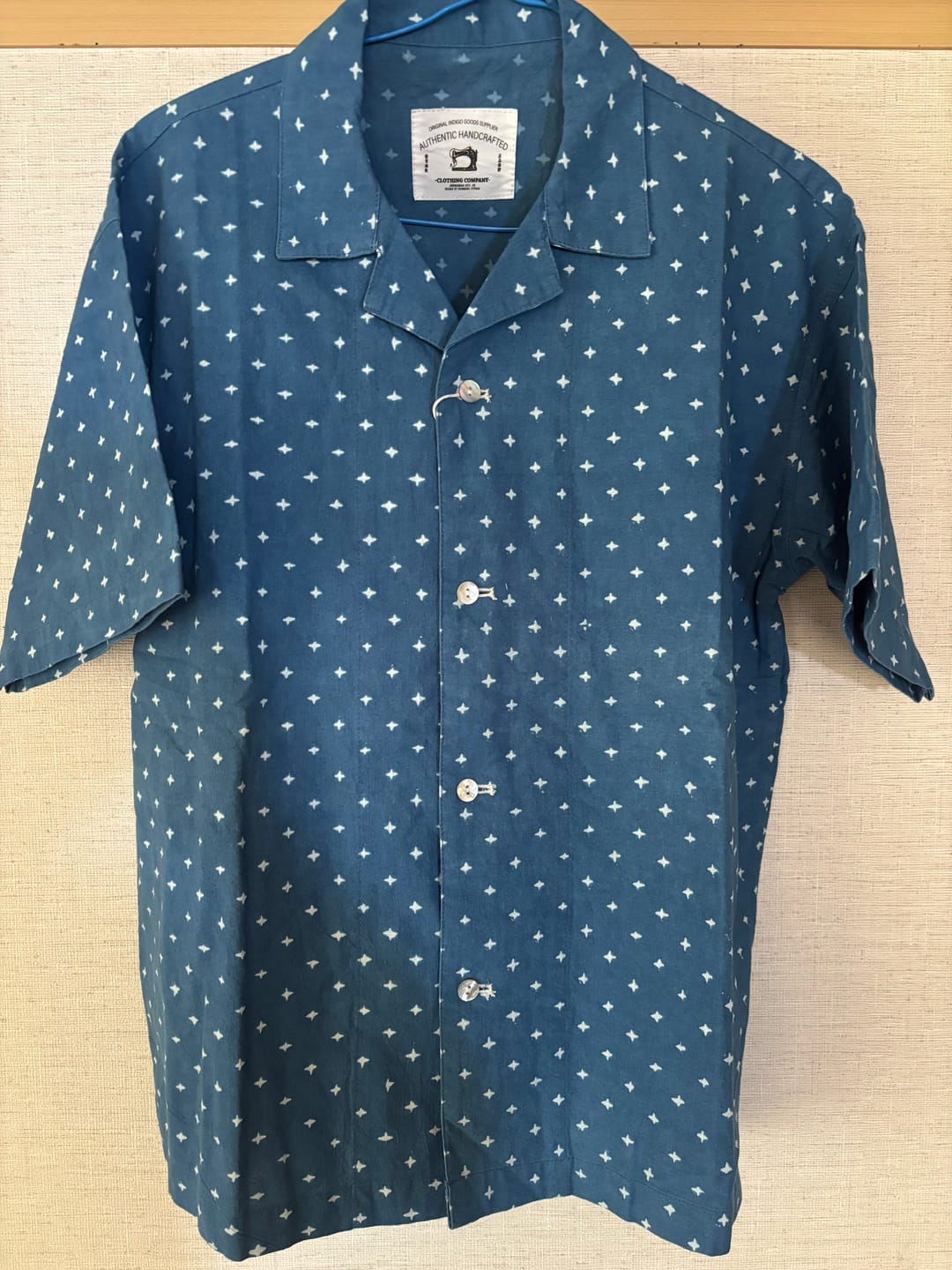 Customer photo review of 藍の型染め　星砂と天の川柄アロハシャツ