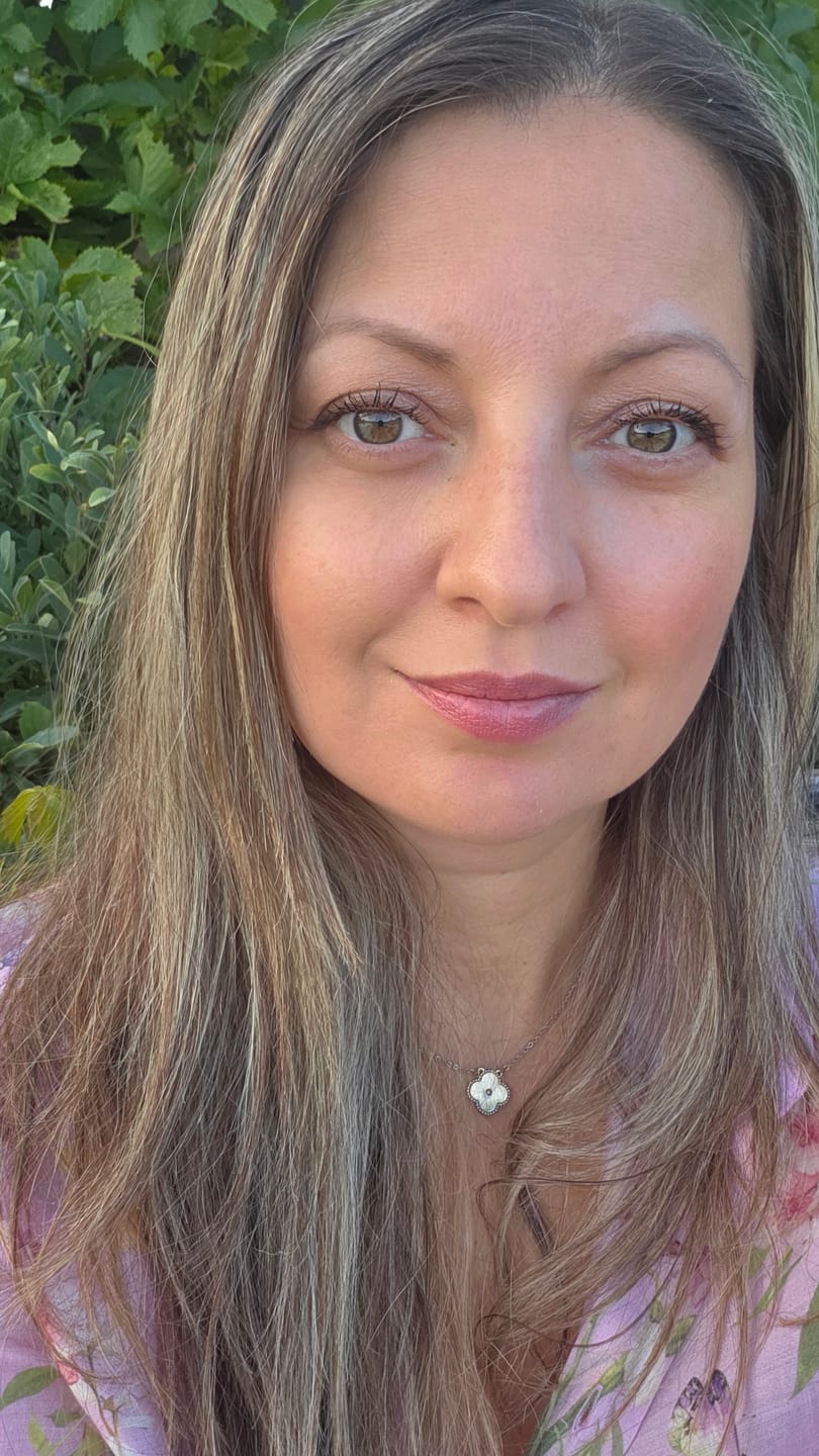 Customer photo review of INIA FLARE Microcurrent Facial Device