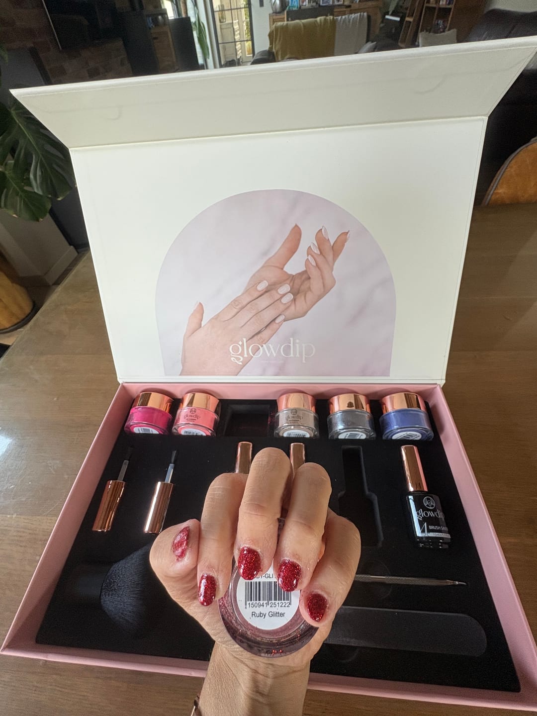 Customer photo review of Ruby Glitter Dipping Powder