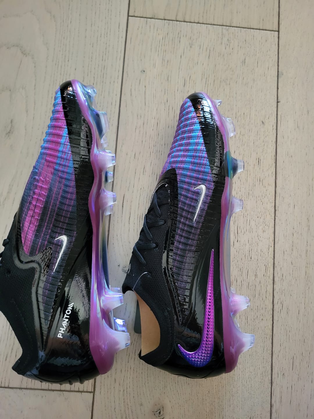 Customer photo review of Phantom 6 - Violet Galaxy FG