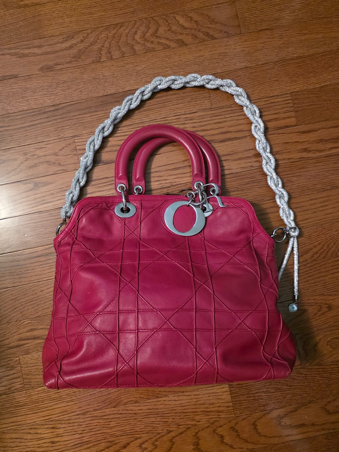 Customer photo review of CHAIN STRAP - Crystal