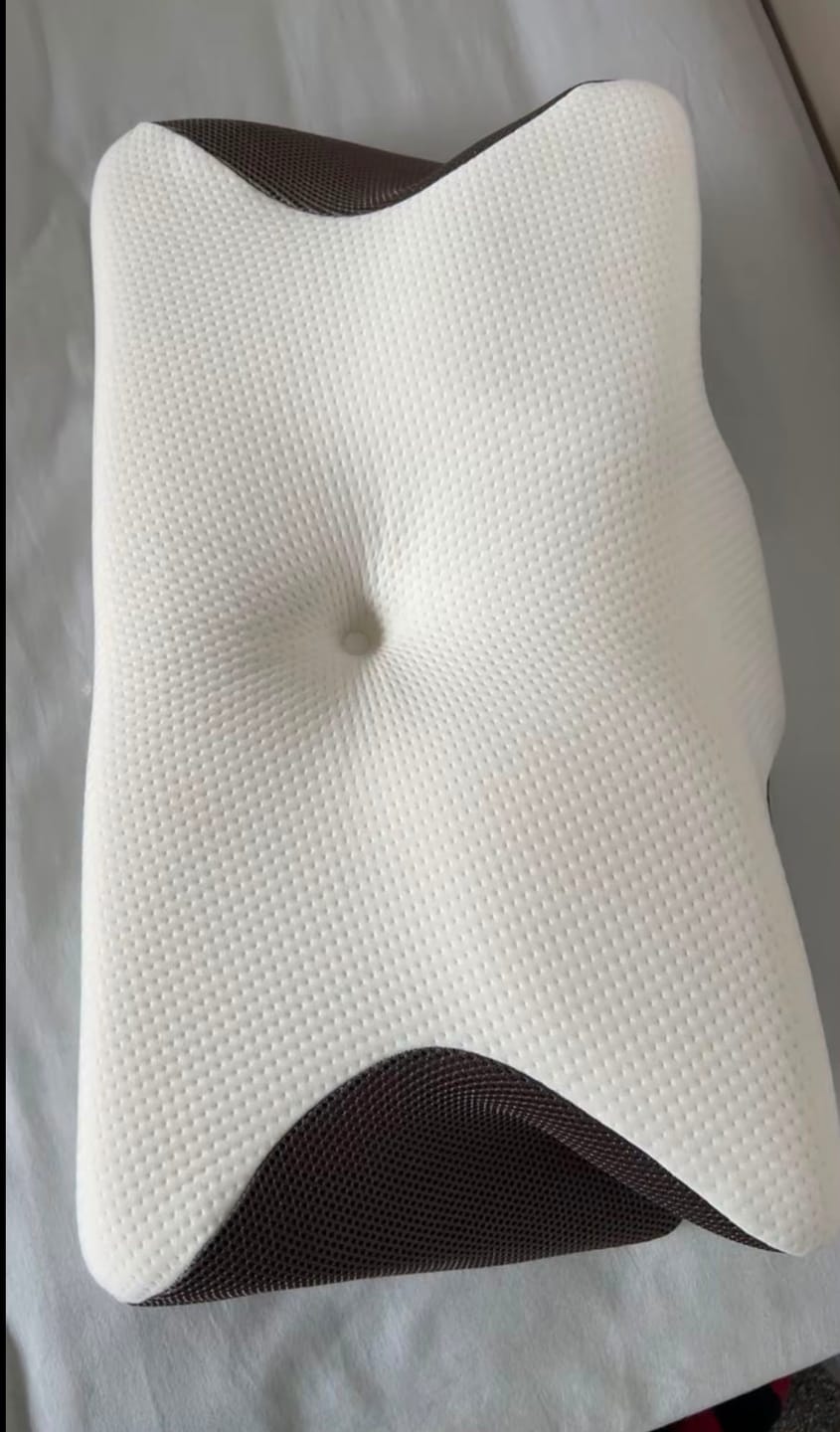Customer photo review of Soma | Orthopedic Memory Foam Pillow
