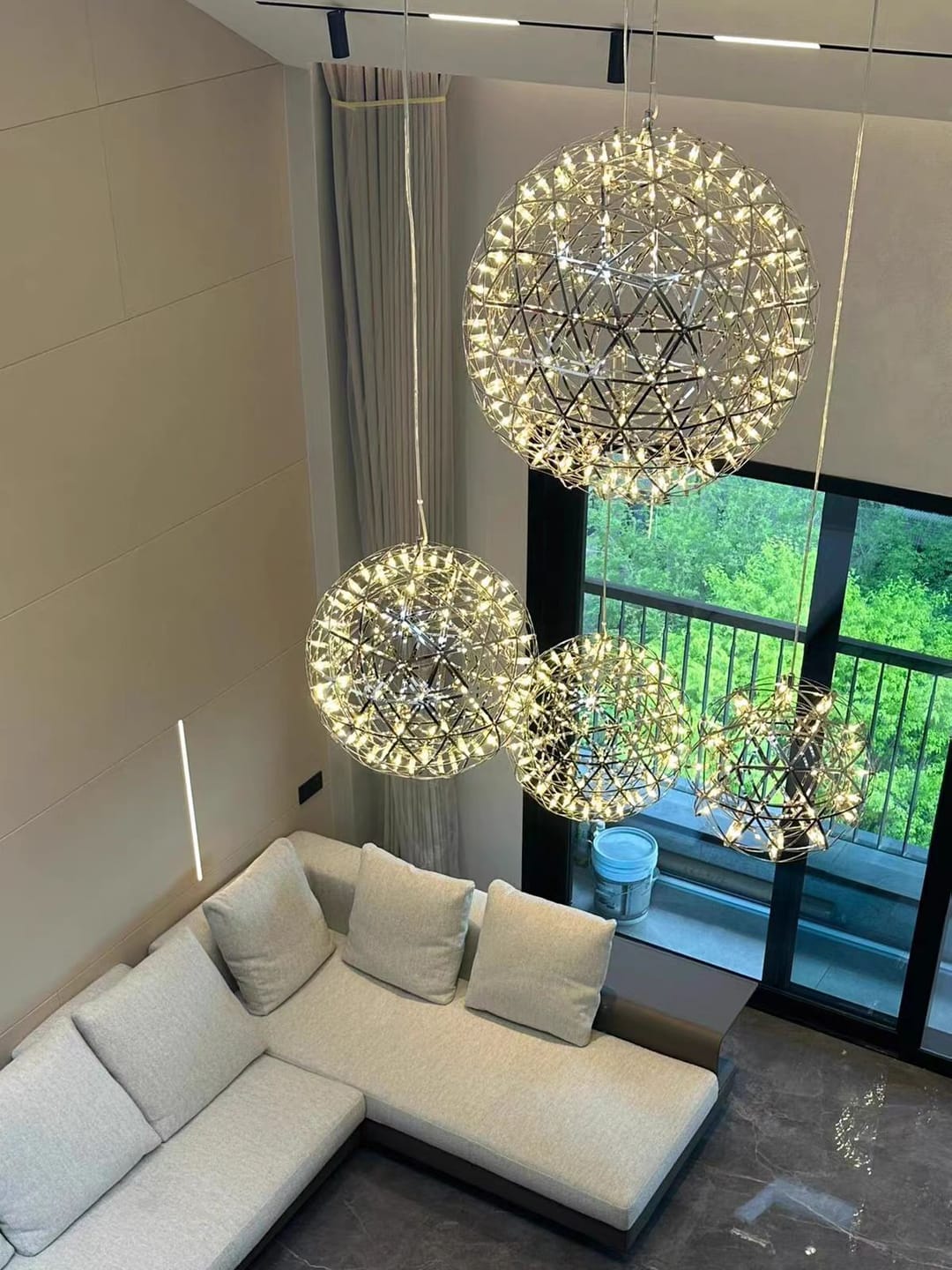 Customer photo review of Sparkling Raimond LED Sphere Pendant Light