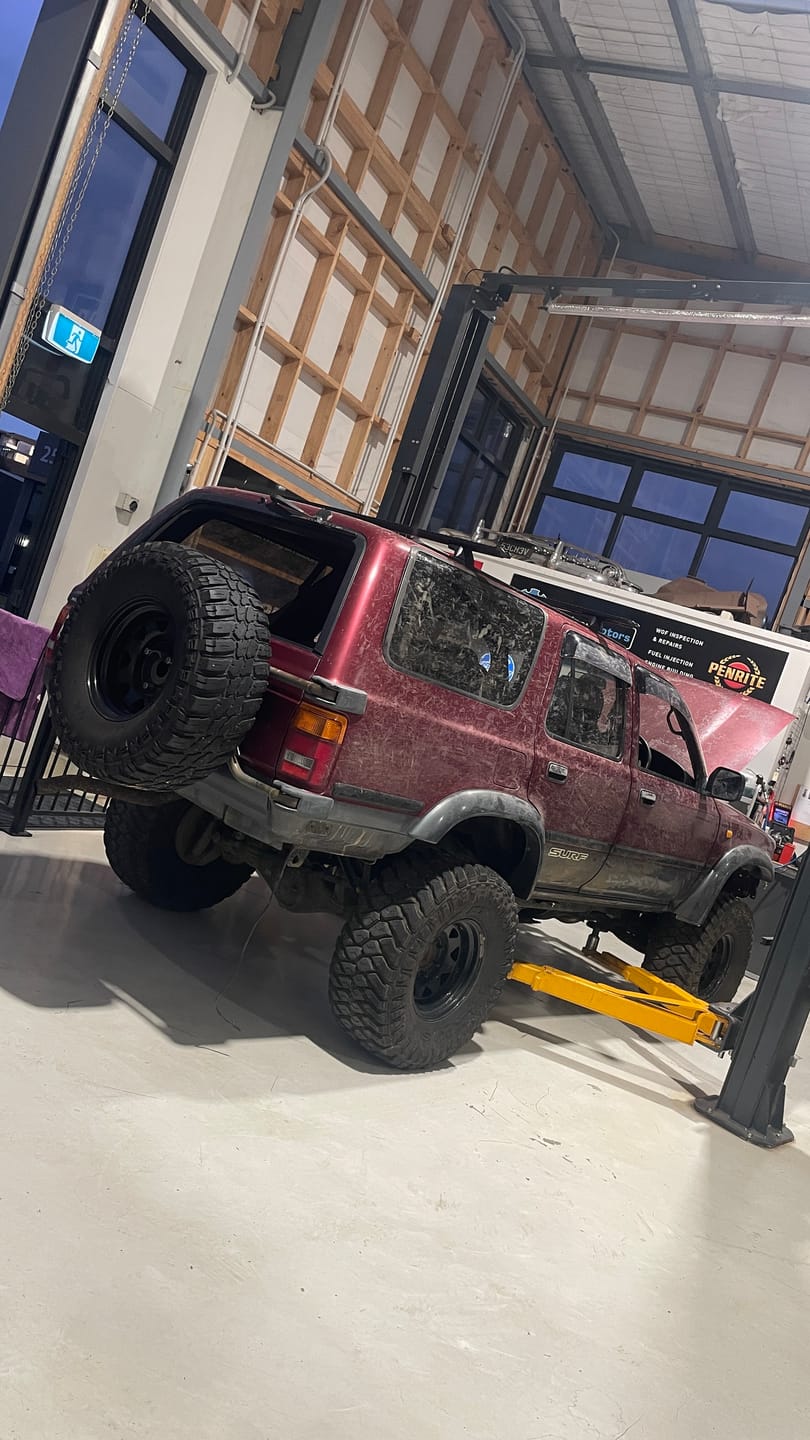 Customer photo review of Flatout Offroad Body Lift Kit for Toyota Hilux Surf / 4Runner KZN130 | 2nd Gen 89-95
