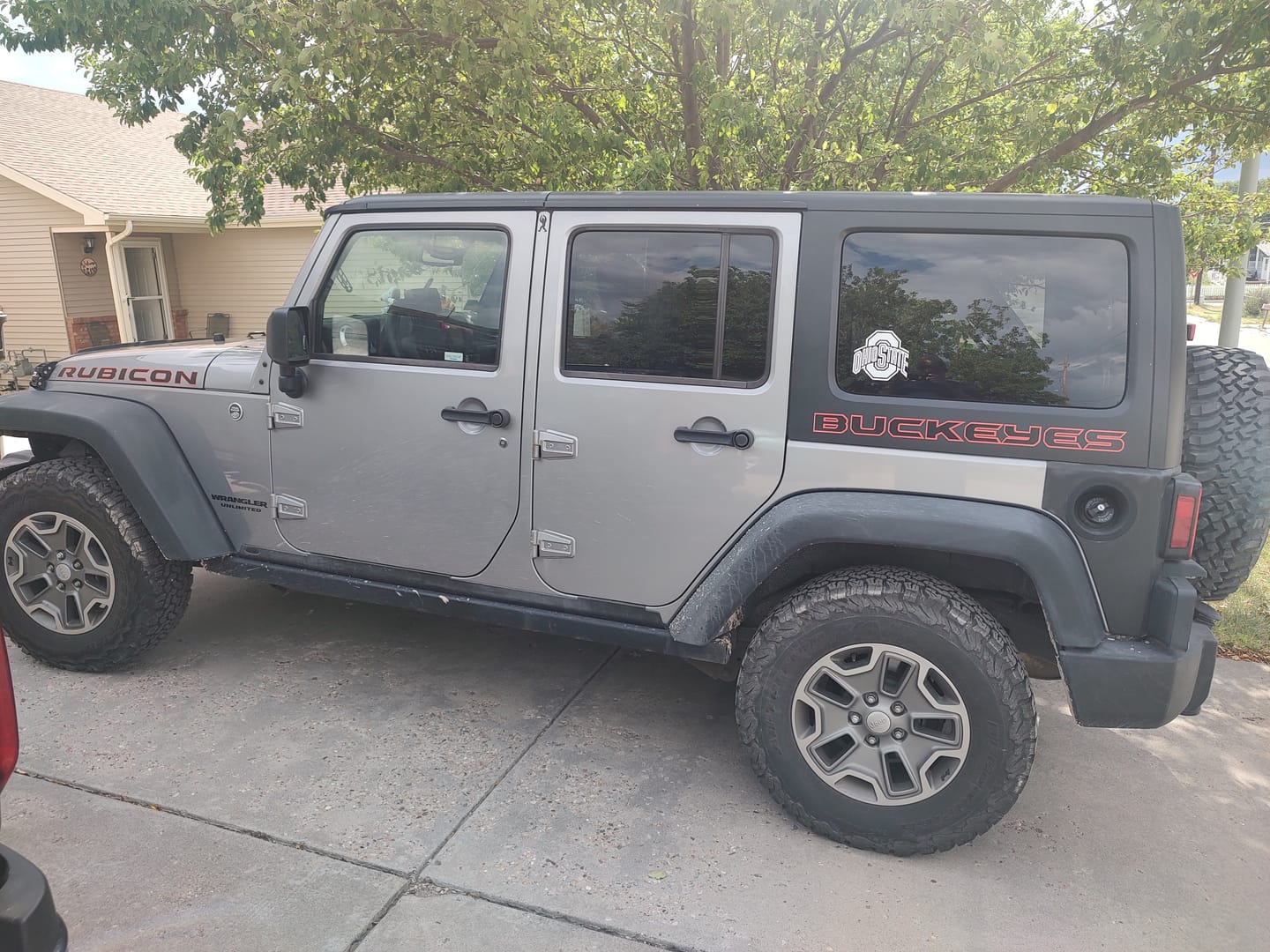 Customer photo review of Hood Lettering | Set of 2