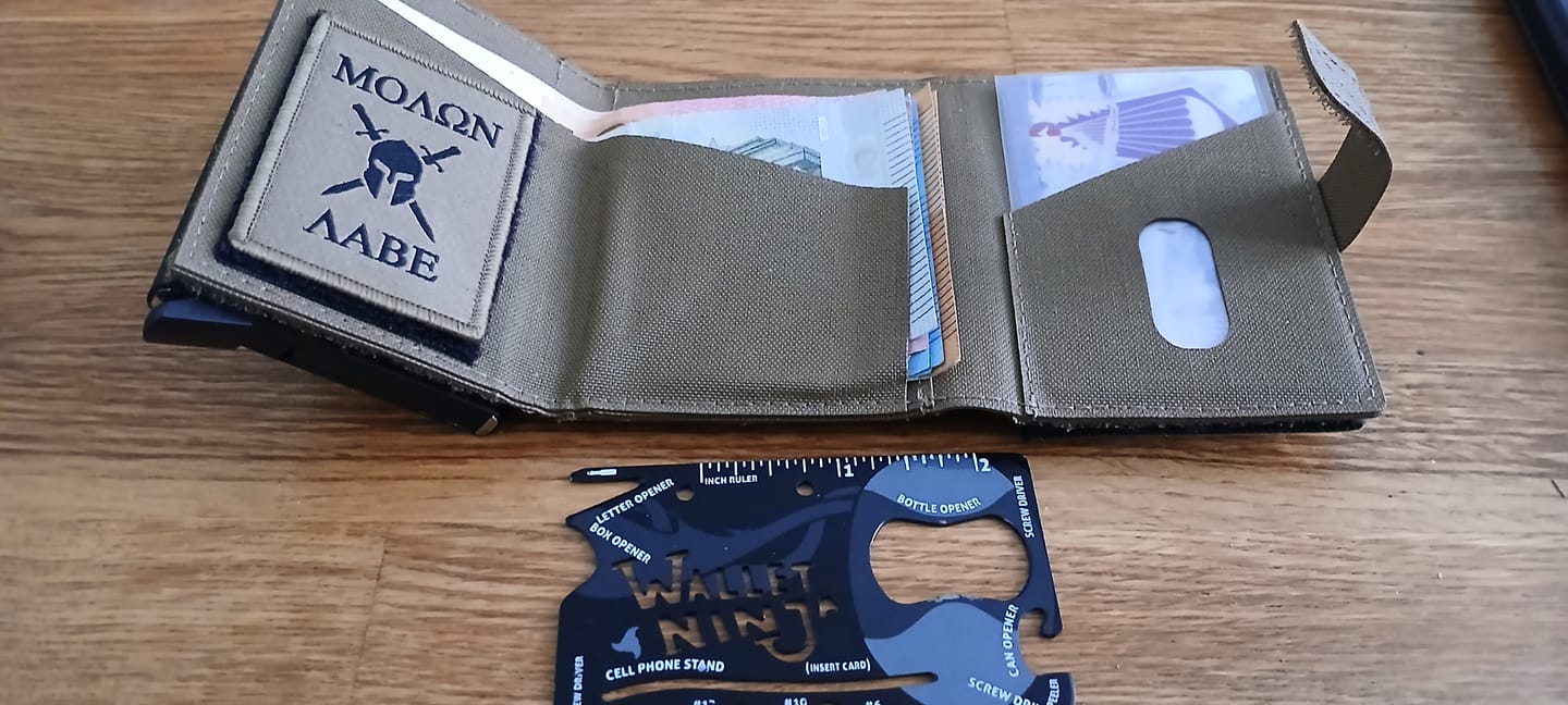 Customer photo review of Tactical Wallet MK2 - Coyote