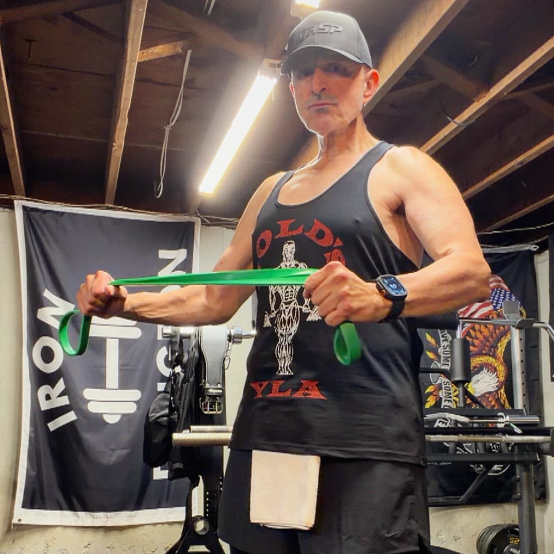 Customer photo review of 3003 - Gold's Iron Legacy Icon Stringers