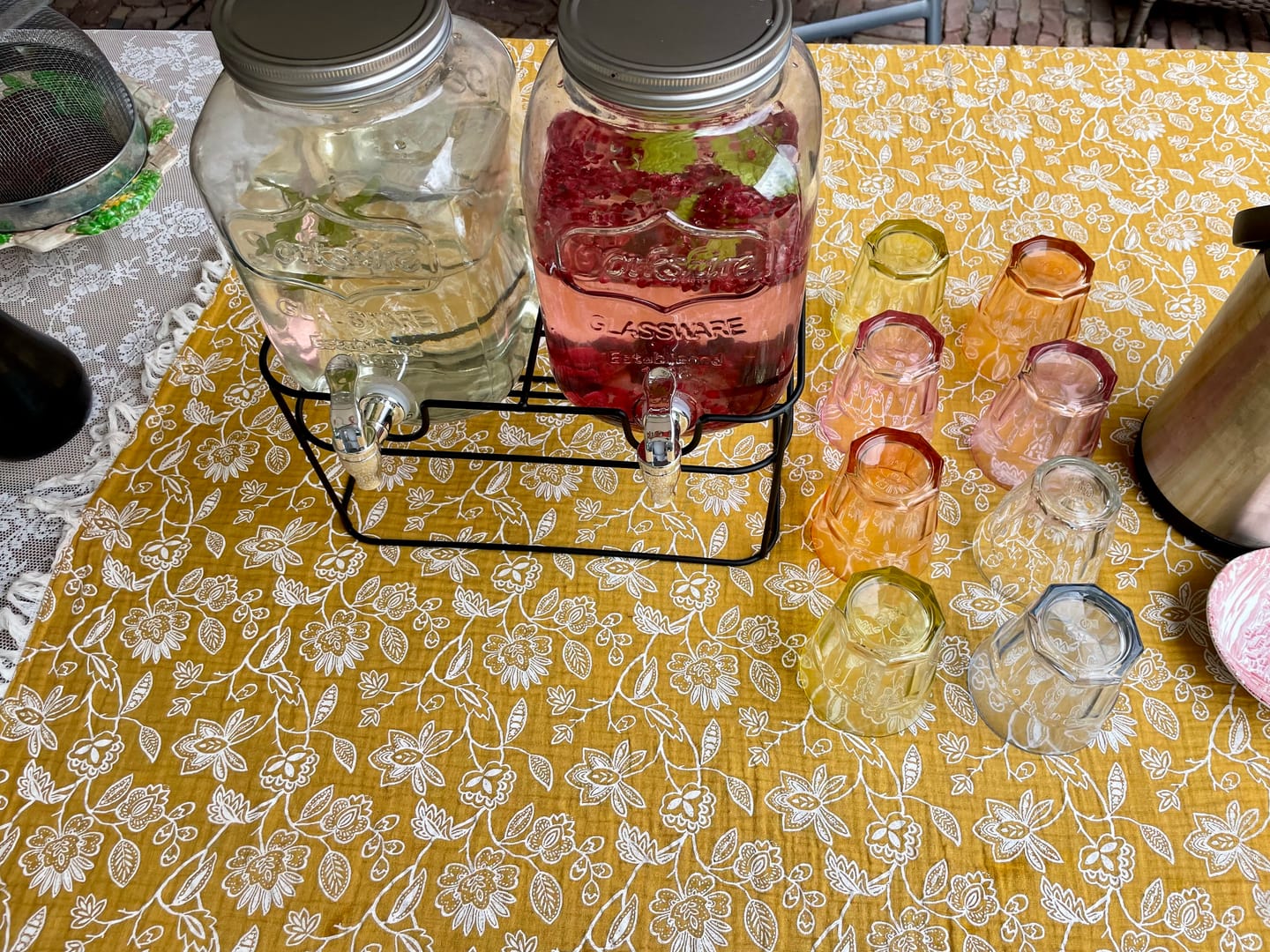 Customer photo review of Cookinglife Dubbele Drankdispenser - met houder - 2 x 4 liter
