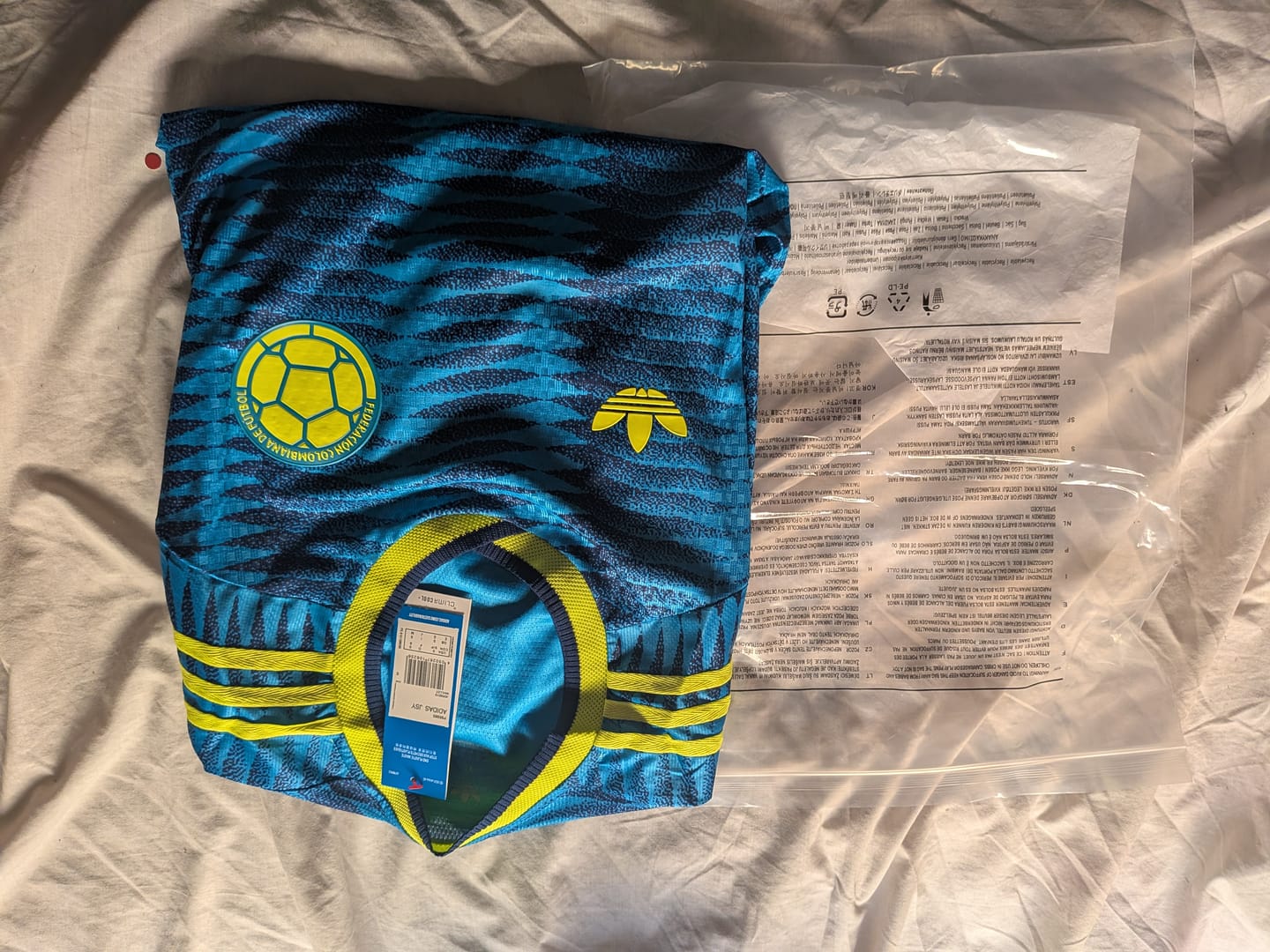 Customer photo review of CAMISETA MUNDIAL COLOMBIA AWAY 2026/27