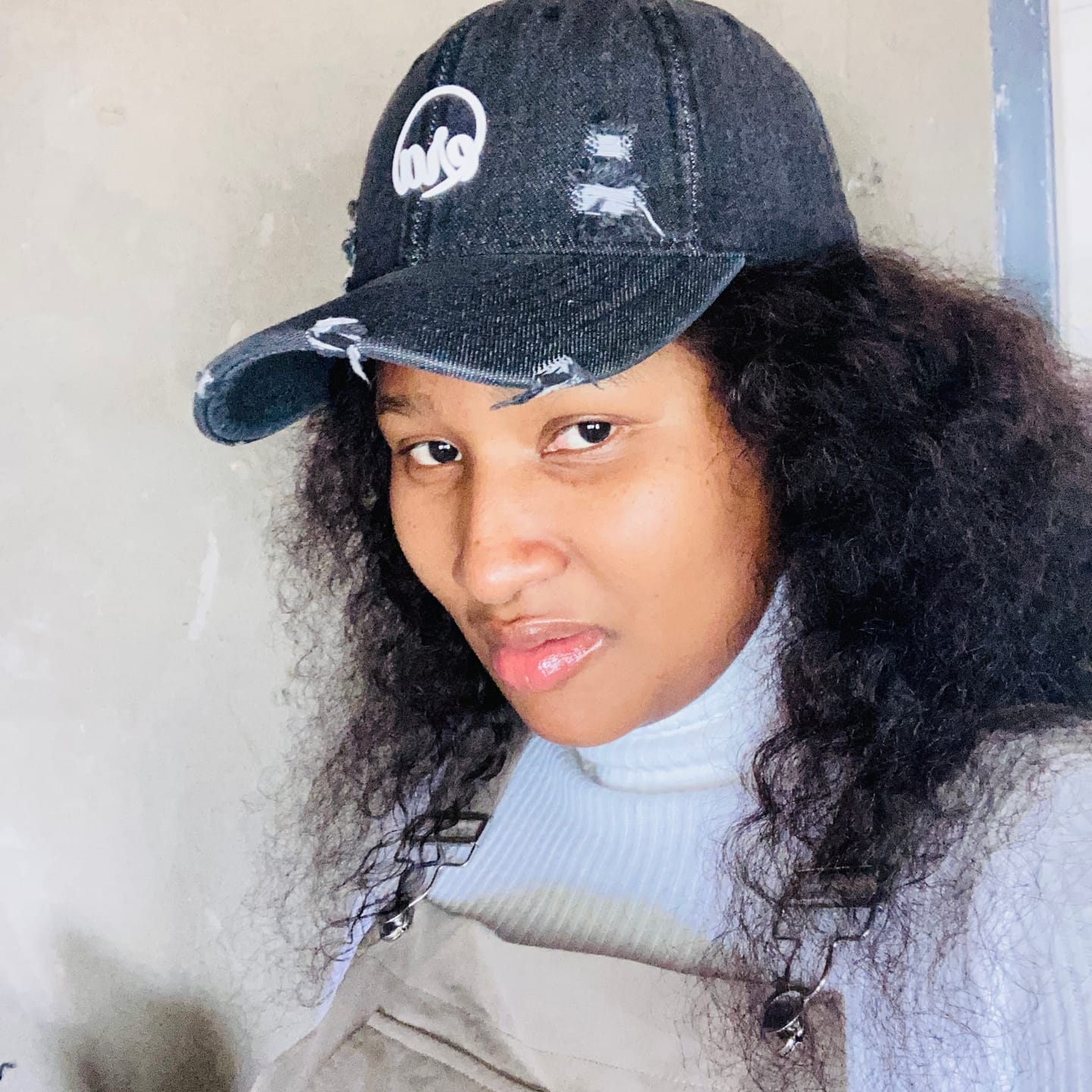 Customer photo review of Era Distressed Black Denim Cap
