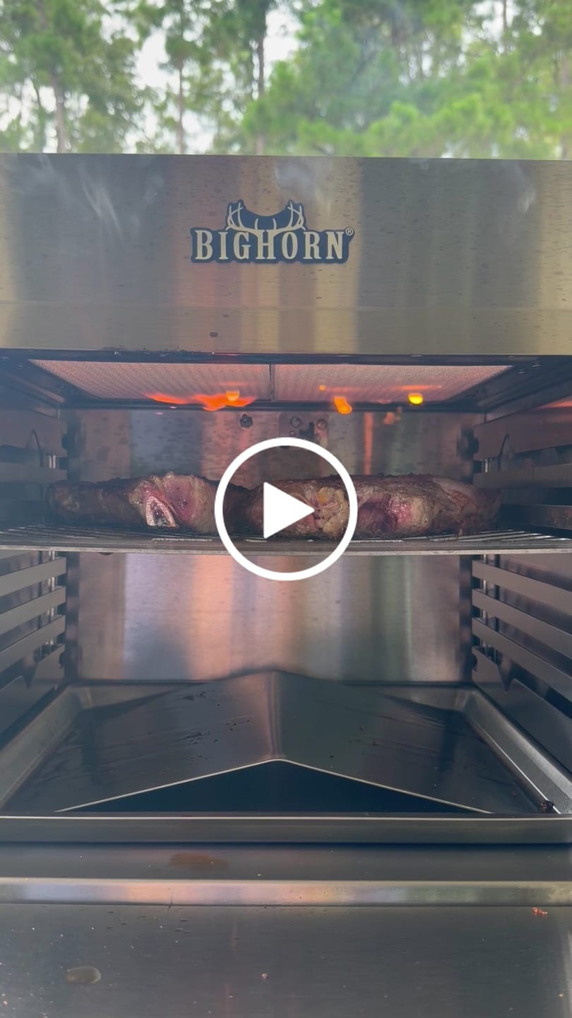 Customer video review of 1500℉ Portable Infrared Steak Grill with Pizza Stone, Stainless Steel- 16 Inch