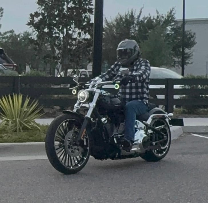 Customer photo review of FlexGuard® Air Mesh Armored Riding Shirt