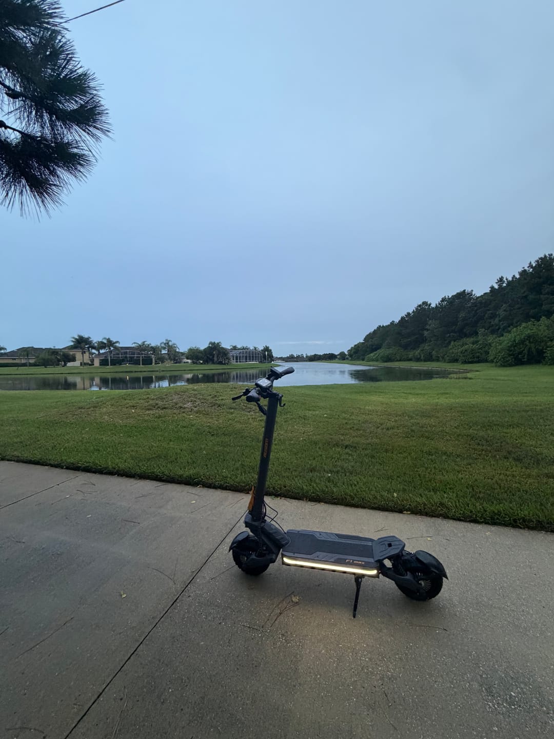 Customer photo review of Ausom F1 Max Electric Scooter