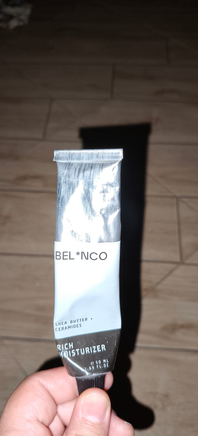 Customer photo review of RICH MOISTURIZER