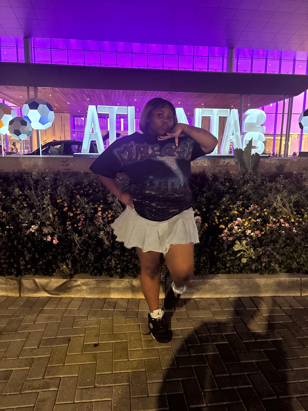 Customer photo review of Boxy L.A. Skyline Iced Out Tee-435