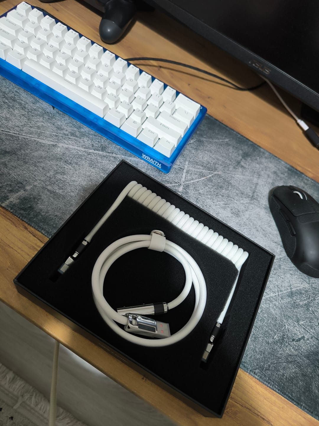 Customer photo review of Wraith Çift Yönlü Coiled Kablo