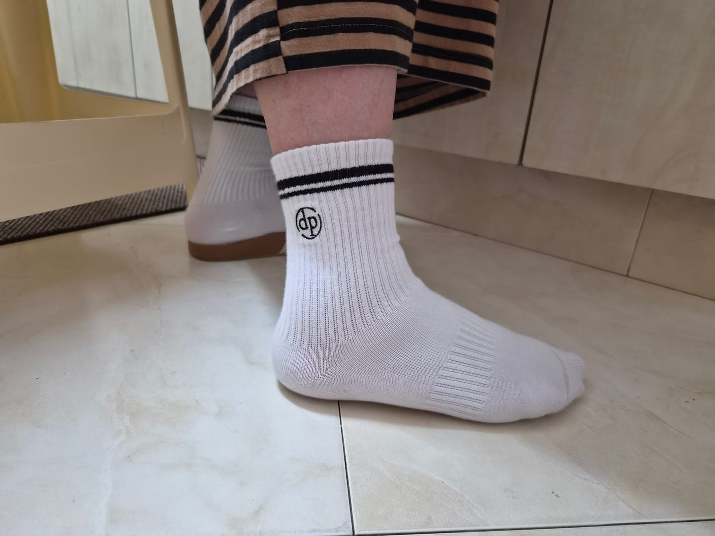 Customer photo review of גרבי ספורט עם פסים dp LONG SOCKS LINE