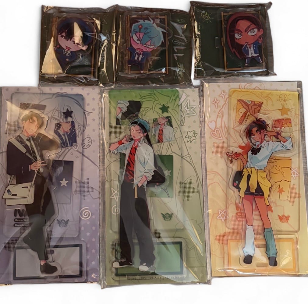 Customer photo review of Alien Stage Anakt Arts High School Series Acrylic Stand