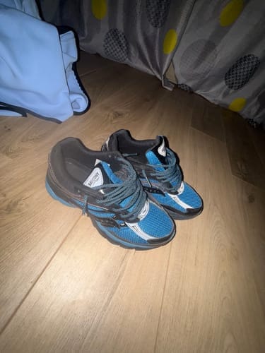 Customer photo review of Saucony PROGRID OMNI 9 OG Black Silver