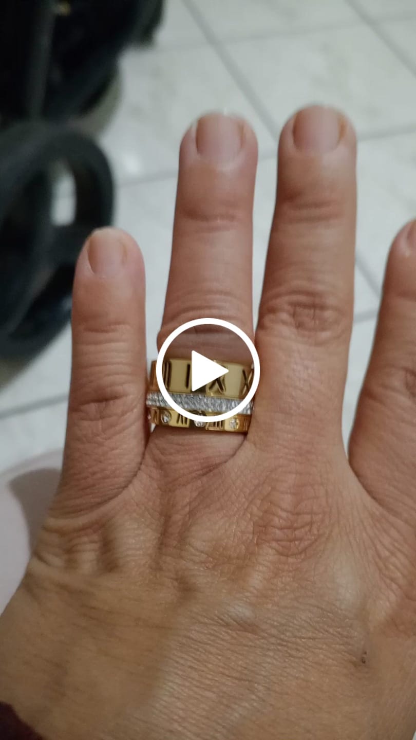 Customer video review of Anel Aro Triplo Algarismo Romano Banhado em Ouro 18K