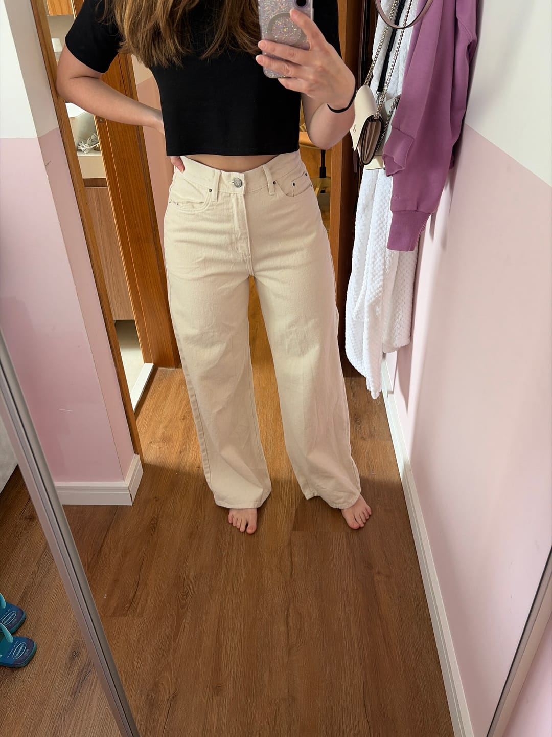 Customer photo review of Calça Jeans Wide Leg Buriti Bege Natural