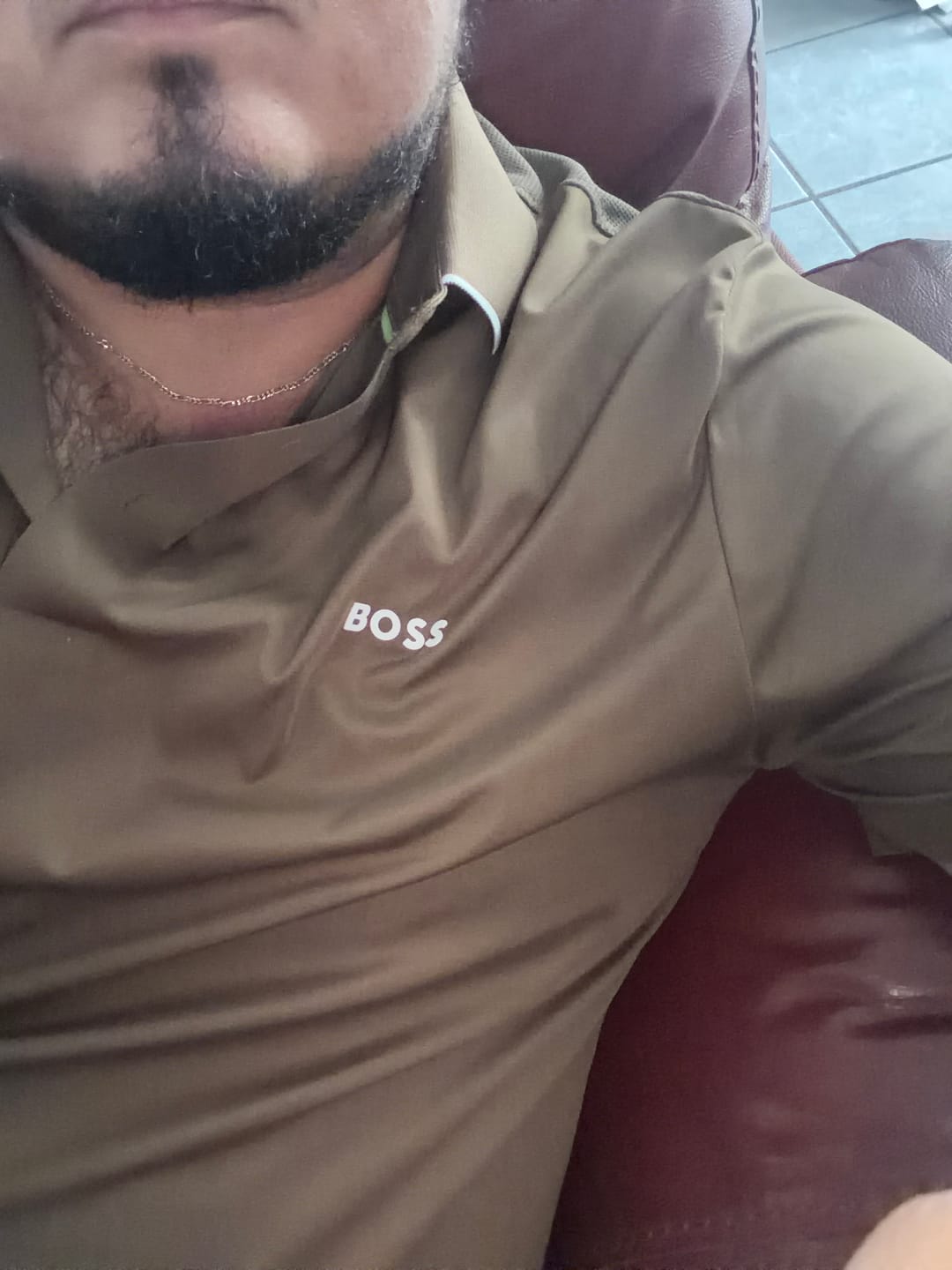 Customer photo review of Playera Boss Classic Fit Cuello Redondo Talla L