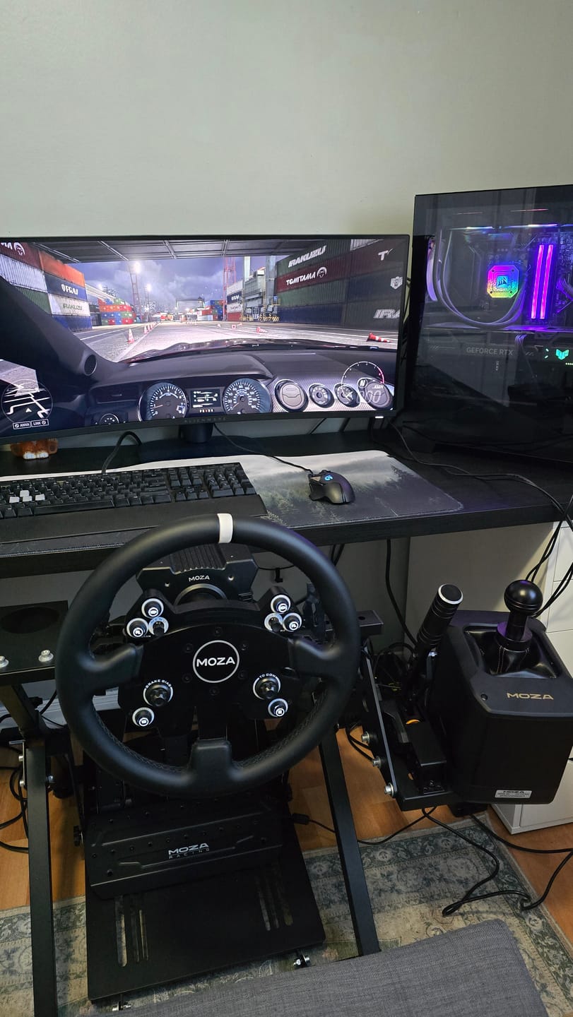 Customer photo review of MOZA Flight Sim AB9 Active Force Feedback Base