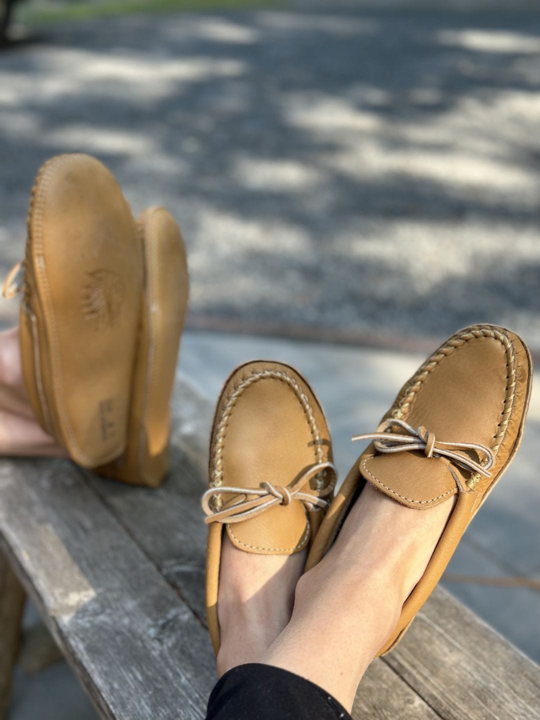 Customer photo review of Women's Leather Earthing Moccasins